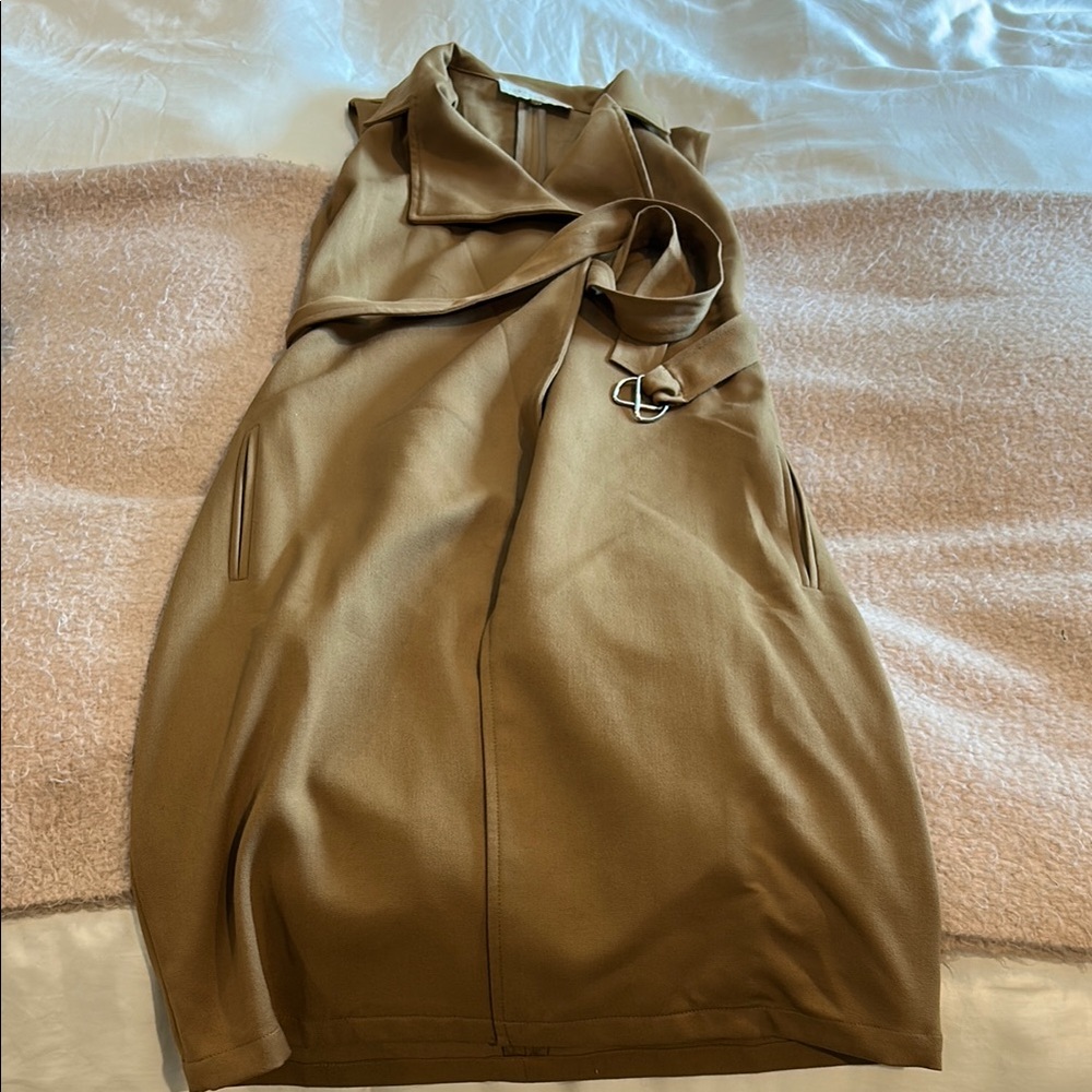 Stylish Tan Sleeveless Trench Dress